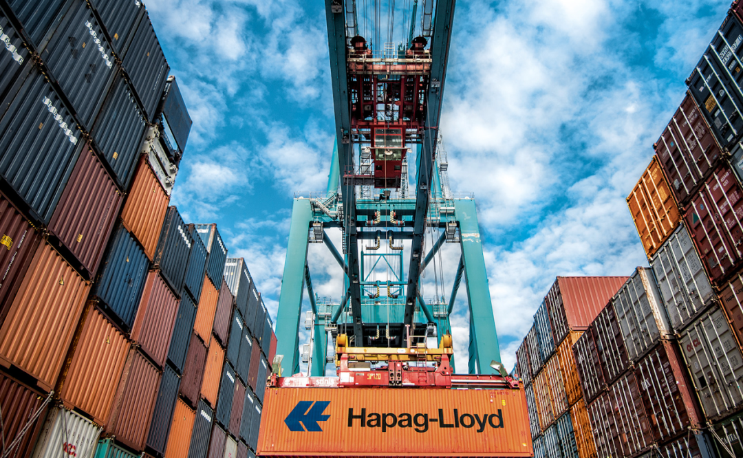 亚欧航线运费创新高！上海到鹿特丹集装箱船运费已涨至10174美元/FEU！
